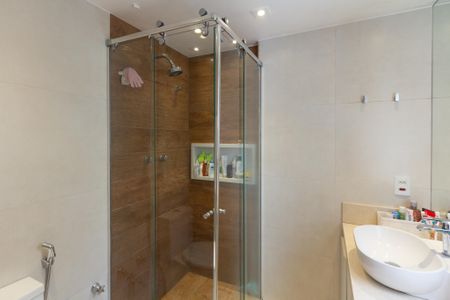 Apartamento à venda com 98m², 3 quartos e 1 vagaBanheiro da Suíte