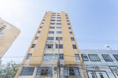 Apartamento à venda com 55m², 1 quarto e sem vagaFachada