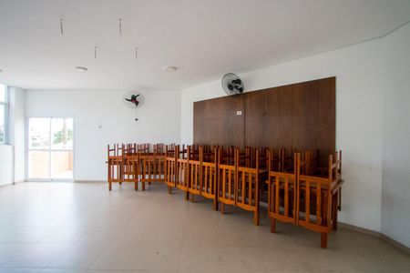 Apartamento para alugar com 58m², 2 quartos e 1 vaga Apartamento para alugar com 58m², 2 quartos e 1 vagaÁrea comum - Salão de festas 1