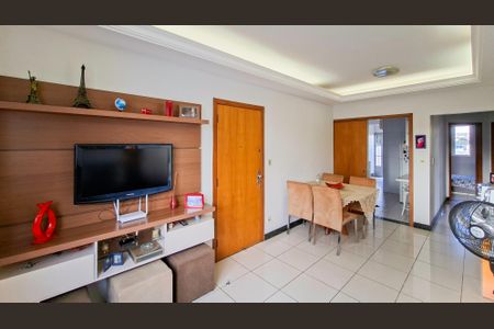 Apartamento à venda com 80m², 3 quartos e 2 vagasSala