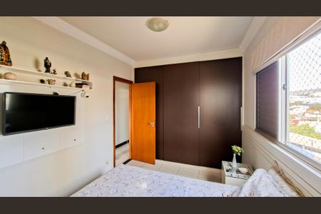 Apartamento à venda com 80m², 3 quartos e 2 vagasSuíte