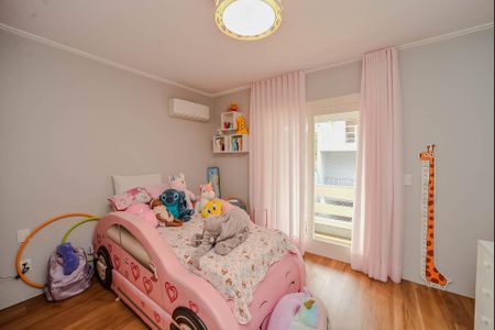 Casa à venda com 330m², 3 quartos e 8 vagas Casa à venda com 330m², 3 quartos e 8 vagasSuíte 2