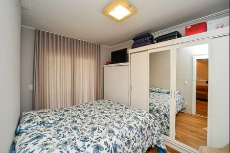 Casa à venda com 330m², 3 quartos e 8 vagas Casa à venda com 330m², 3 quartos e 8 vagasQuarto