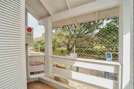 Casa à venda com 330m², 3 quartos e 8 vagas Casa à venda com 330m², 3 quartos e 8 vagasSacada da Suíte 1