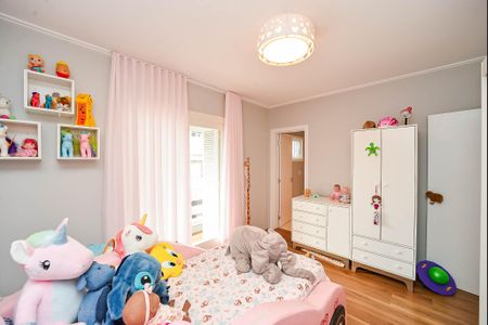 Casa à venda com 330m², 3 quartos e 8 vagas Casa à venda com 330m², 3 quartos e 8 vagasSuíte 2