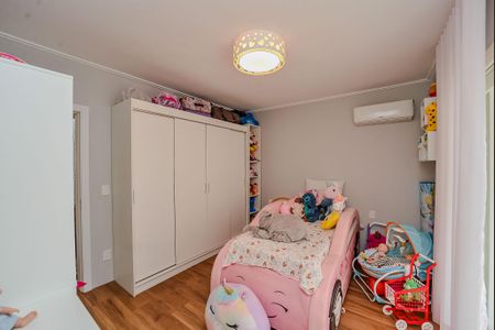 Casa à venda com 330m², 3 quartos e 8 vagas Casa à venda com 330m², 3 quartos e 8 vagasSuíte 2