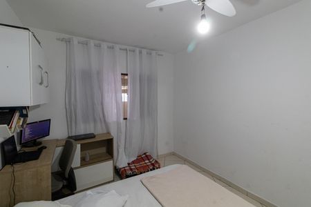 Casa à venda com 200m², 3 quartos e 2 vagasCasa 1 - Quarto 2