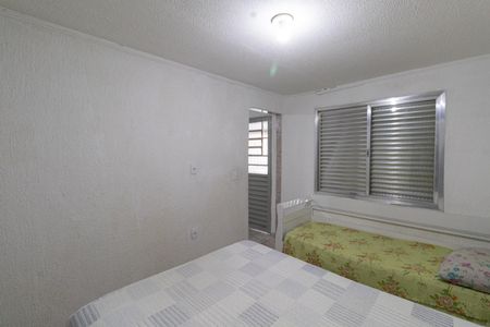 Casa à venda com 200m², 3 quartos e 2 vagasCasa 2 - Quarto 1
