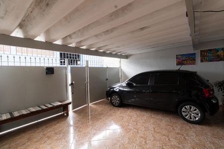 Casa à venda com 200m², 3 quartos e 2 vagasCasa 1 - Garagem