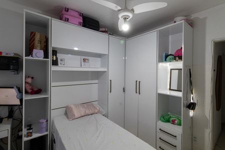 Casa à venda com 200m², 3 quartos e 2 vagasCasa 1 - Quarto 1