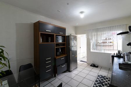 Casa à venda com 200m², 3 quartos e 2 vagasCasa 1 - Cozinha