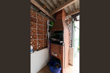 Casa à venda com 200m², 3 quartos e 2 vagasCasa 1 - Churrasqueira