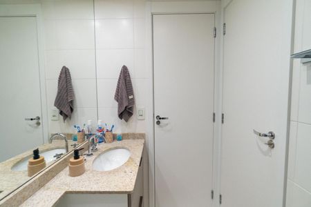 Apartamento à venda com 79m², 2 quartos e 1 vagaBanheiro Social