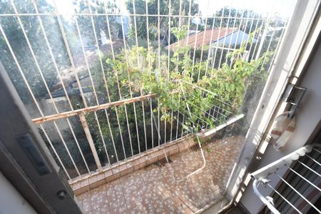 Casa à venda com 330m², 3 quartos e 6 vagasQuarto 2 - Sacada