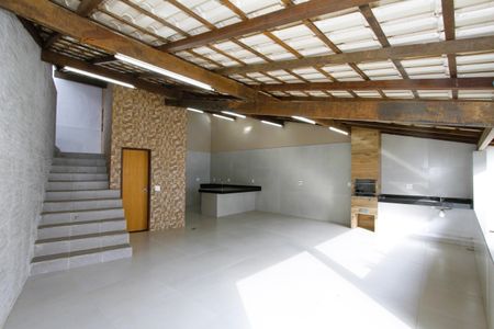 Casa para alugar com 417m², 5 quartos e 5 vagasChurrasqueira