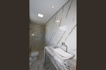 Casa para alugar com 417m², 5 quartos e 5 vagasBanheiro da Suíte