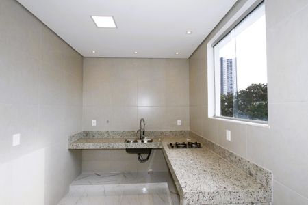 Casa para alugar com 417m², 5 quartos e 5 vagasCozinha