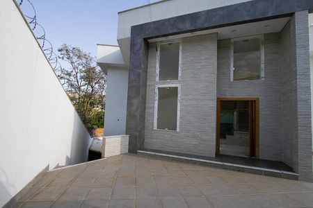 Casa para alugar com 417m², 5 quartos e 5 vagasÁrea externa
