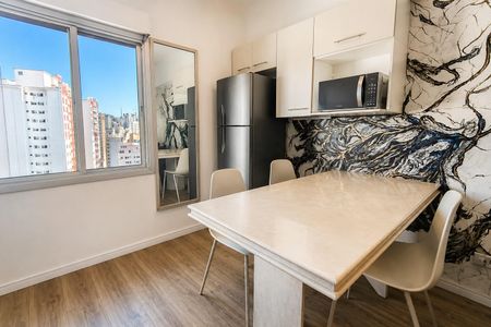 Apartamento para alugar com 32m², 1 quarto e 1 vaga Apartamento para alugar com 32m², 1 quarto e 1 vagaCozinha