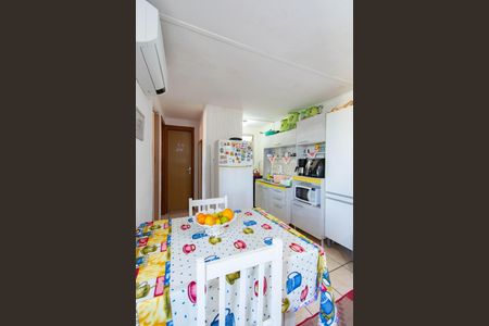 Apartamento à venda com 42m², 2 quartos e 1 vaga Apartamento à venda com 42m², 2 quartos e 1 vagaCozinha