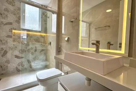 Apartamento à venda com 152m², 4 quartos e sem vagaBanheiro Social