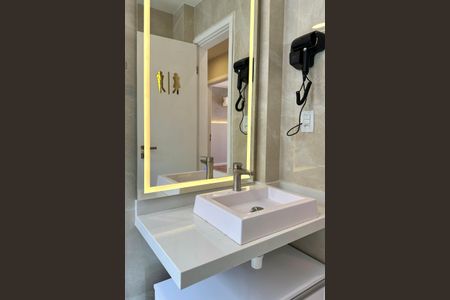 Apartamento à venda com 152m², 4 quartos e sem vagaBanheiro Social