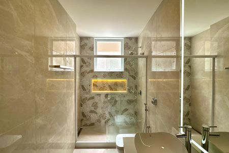 Apartamento à venda com 152m², 4 quartos e sem vagaSuíte 02 Banheiro