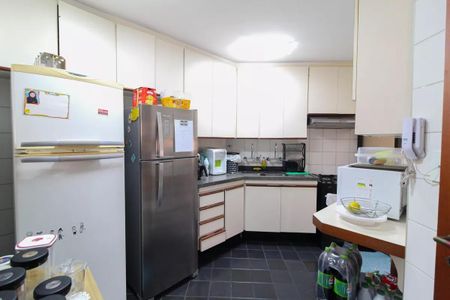 Apartamento à venda com 122m², 4 quartos e 2 vagas