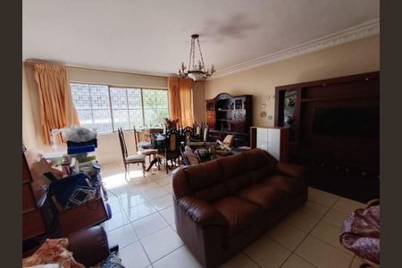 Casa à venda com 3 quartos, 150m² em Santa Rosa, Niterói