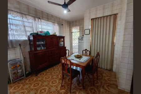 Casa à venda com 3 quartos, 150m² em Santa Rosa, Niterói