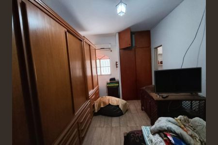 Casa à venda com 3 quartos, 150m² em Santa Rosa, Niterói