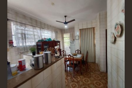 Casa à venda com 3 quartos, 150m² em Santa Rosa, Niterói