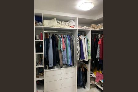 Casa à venda com 4 quartos, 278m² em Badu, Niterói