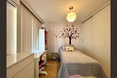 Apartamento à venda com 3 quartos, 140m² em Icaraí, Niterói