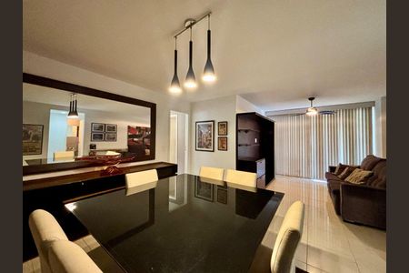 Apartamento à venda com 3 quartos, 140m² em Icaraí, Niterói