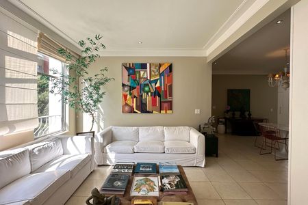 Apartamento à venda com 167m², 3 quartos e 1 vaga Apartamento à venda com 167m², 3 quartos e 1 vagaSala