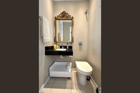 Apartamento à venda com 167m², 3 quartos e 1 vaga Apartamento à venda com 167m², 3 quartos e 1 vagaLavabo