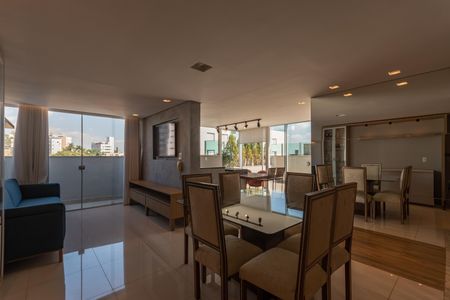 Sala 2 de apartamento para alugar com 4 quartos, 209m² em Pampulha, Belo Horizonte