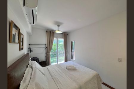 Apartamento à venda com 100m², 2 quartos e 2 vagasSuíte