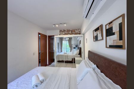 Apartamento à venda com 100m², 2 quartos e 2 vagasSuíte