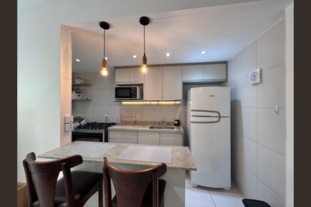 Apartamento à venda com 100m², 2 quartos e 2 vagasCozinha