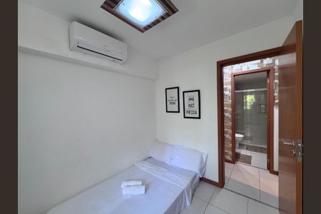 Apartamento à venda com 100m², 2 quartos e 2 vagasQuarto