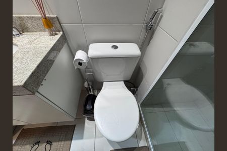 Apartamento à venda com 100m², 2 quartos e 2 vagasBanheiro Social