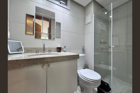 Apartamento à venda com 100m², 2 quartos e 2 vagasBanheiro da Suíte