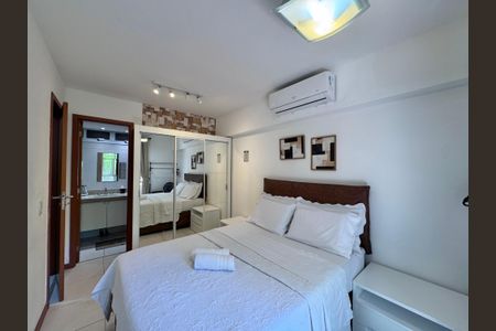 Apartamento à venda com 100m², 2 quartos e 2 vagasSuíte