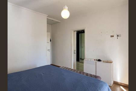 Casa de condomínio para alugar com 220m², 4 quartos e 4 vagas Casa de condomínio para alugar com 220m², 4 quartos e 4 vagasSuíte