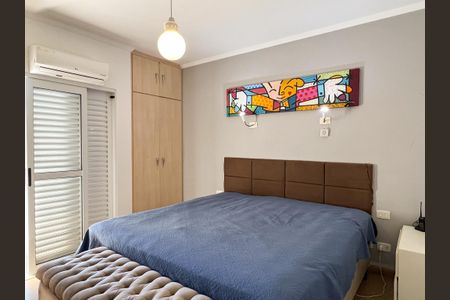 Casa de condomínio para alugar com 220m², 4 quartos e 4 vagas Casa de condomínio para alugar com 220m², 4 quartos e 4 vagasSuíte