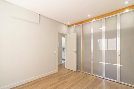 Apartamento à venda com 72m², 2 quartos e 1 vagaSuíte