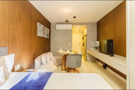 Studio para alugar com 26m², 1 quarto e sem vaga Studio para alugar com 26m², 1 quarto e sem vagaSala/Quarto