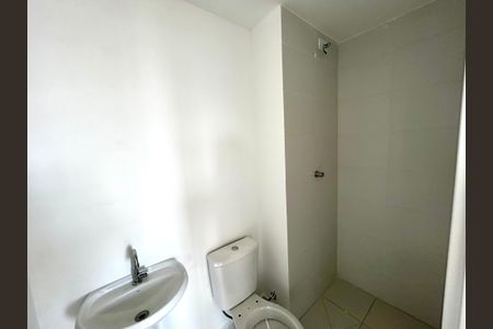 Apartamento para alugar com 32m², 2 quartos e sem vagaBanheiro